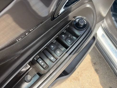 Used 2022 Buick Encore Preferred w/ Safety Package AWD/4WD image 26