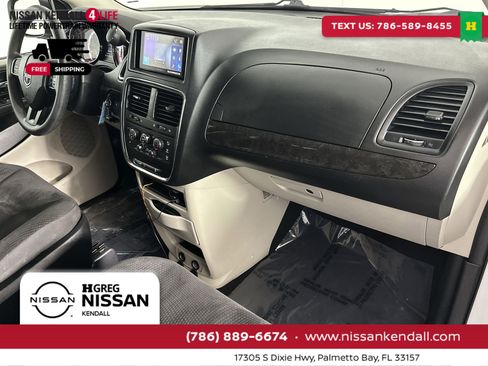 Used 2019 Dodge Grand Caravan SE image 35