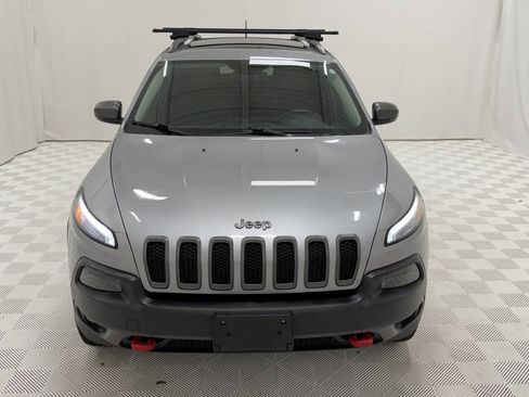 Used 2015 Jeep Cherokee Trailhawk w/ Comfort/Convenience Group image 3