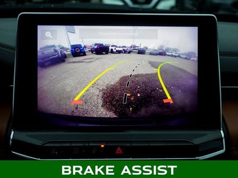 Used 2023 Jeep Compass Limited image 14