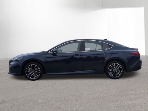 New 2026 Toyota Camry XLE image 9