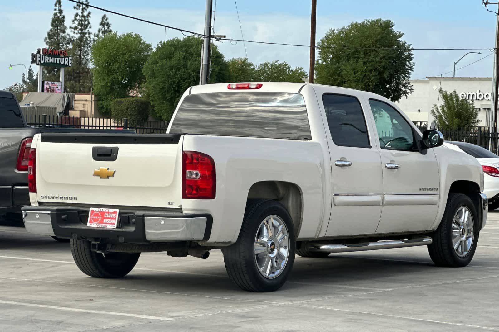 Used 2013 Chevrolet Silverado 1500 LT RWD image 3