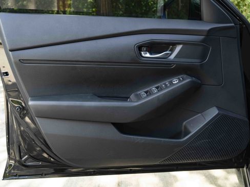 Used 2025 Honda Accord LX image 36