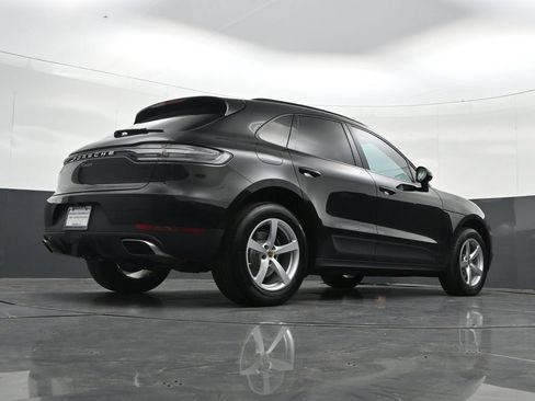 Used 2019 Porsche Macan AWD/4WD image 37