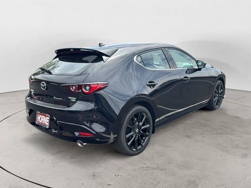 New 2026 MAZDA MAZDA3 Hatchback w/Premium Plus Pkg image 5