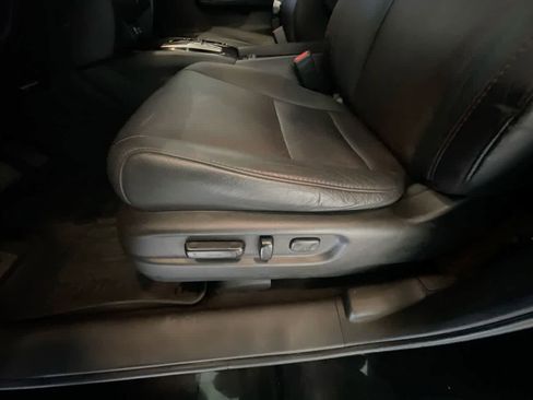 Used 2022 Honda Pilot Black Edition image 12