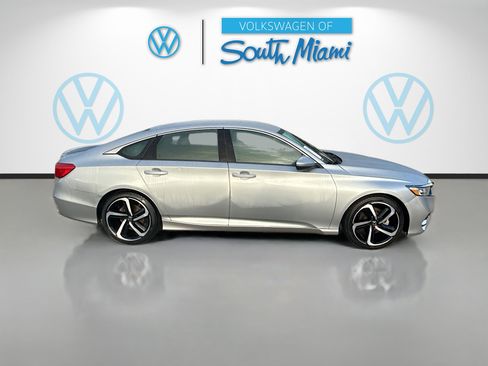 Used 2019 Honda Accord Sport image 8