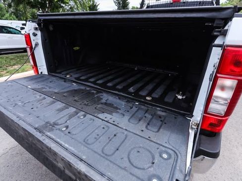 Used 2022 Ford F250 XLT w/ XLT Premium Package AWD/4WD image 16