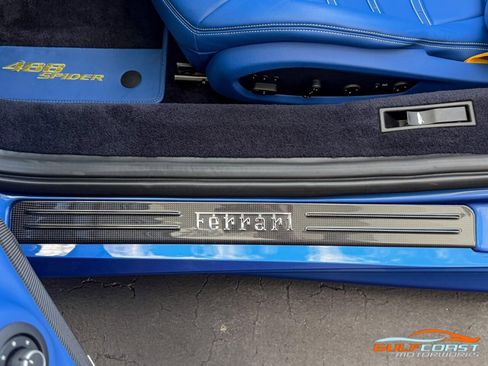 Used 2018 Ferrari 488 Spider image 23