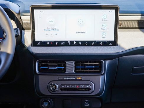 Used 2025 Ford Maverick XLT w/ XLT Luxury Package image 28