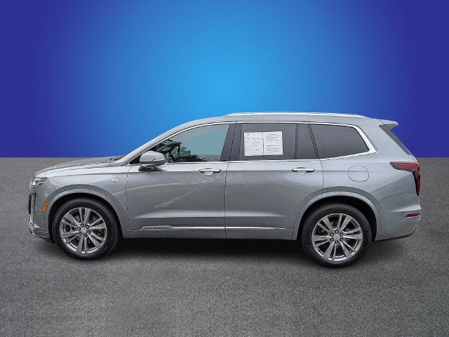 Used 2024 Cadillac XT6 Premium Luxury w/ Technology Package FWD image 2