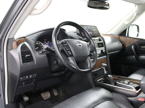 Used 2024 Nissan Armada SL image 24