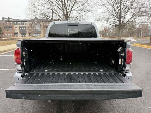 Used 2017 Toyota Tacoma TRD Pro image 26