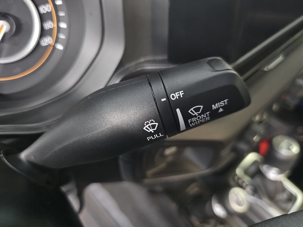 Used 2025 Jeep Gladiator Sport AWD/4WD image 39