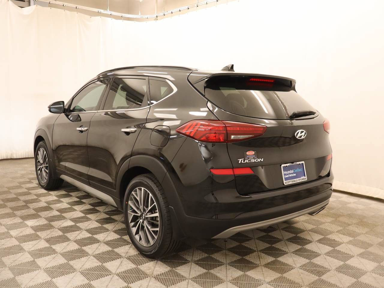 Used 2021 Hyundai Tucson Ultimate w/ Cargo Package FWD image 4
