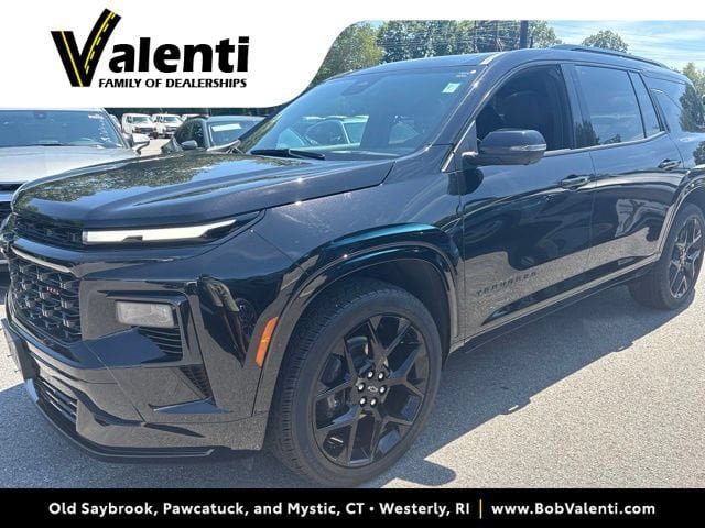 Used 2024 Chevrolet Traverse RS w/ LPO, Floor Liner Package AWD/4WD image 1
