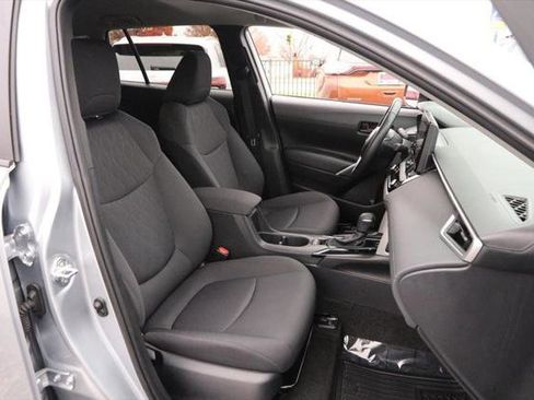 Certified 2024 Toyota Corolla Cross LE image 25