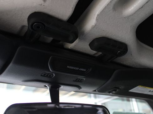 Used 2022 Jeep Gladiator Sport image 40