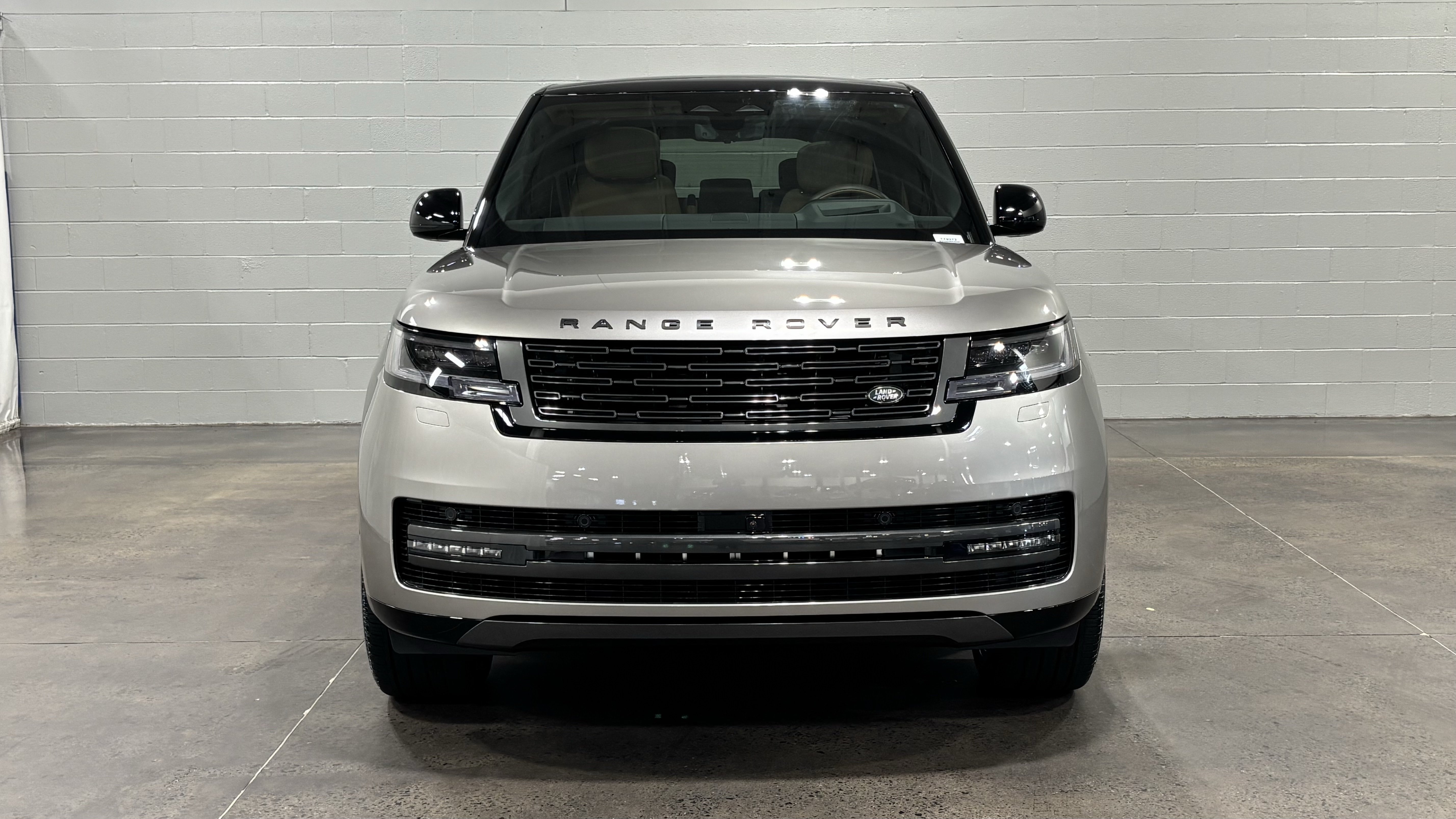 New 2026 Land Rover Range Rover Long Wheelbase Autobiography AWD/4WD image 9