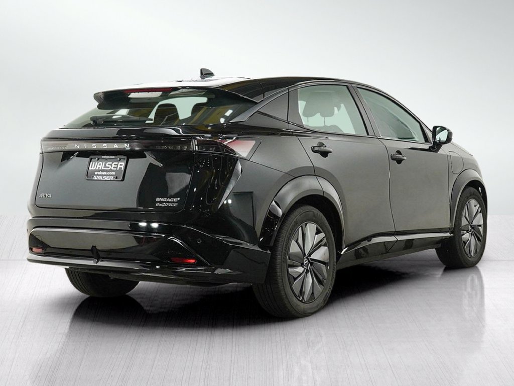Used 2024 Nissan Ariya AWD image 5