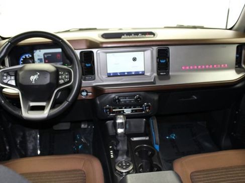 Used 2023 Ford Bronco Outer Banks AWD/4WD image 19