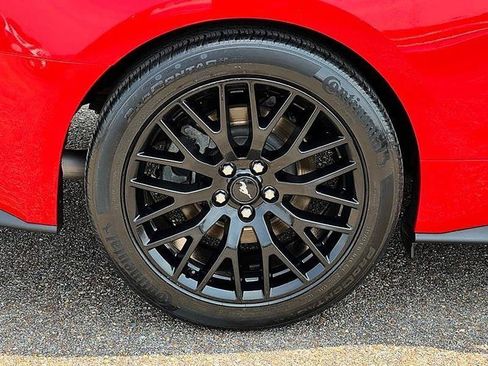 Used 2021 Ford Mustang GT w/ Black Accent Package RWD image 42