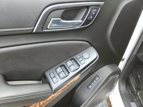Certified 2018 Chevrolet Suburban Premier image 28