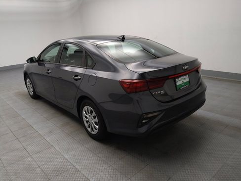 Used 2021 Kia Forte FE image 5