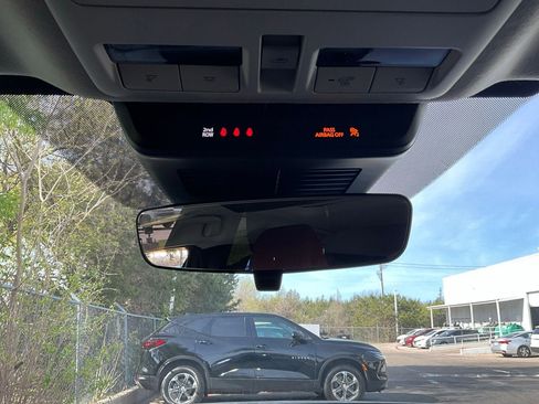 Used 2025 MAZDA CX-30 AWD 2.5 S w/ Preferred Package image 18