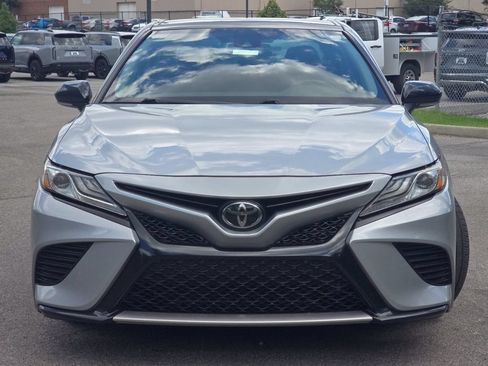 Used 2019 Toyota Camry XSE FWD image 10