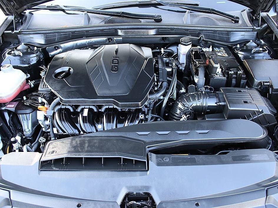 Used 2023 Hyundai Sonata SE FWD image 15
