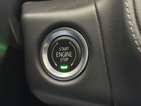 Used 2021 Chevrolet Tahoe LT image 24