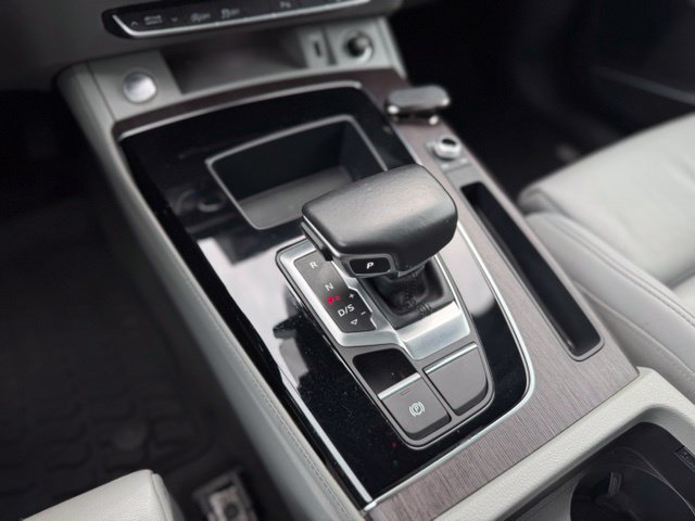 Used 2022 Audi Q5 2.0T Premium Plus AWD/4WD image 25