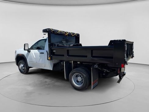 New 2026 GMC Sierra 3500 Pro AWD/4WD image 3