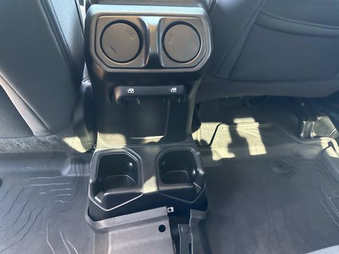 Used 2020 Jeep Gladiator Sport w/ Quick Order Package 24S image 14