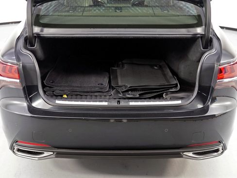 Used 2018 Lexus LS 500 AWD image 10