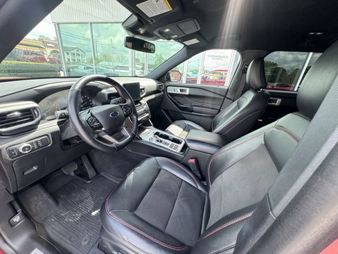 Used 2022 Ford Explorer ST-Line image 7