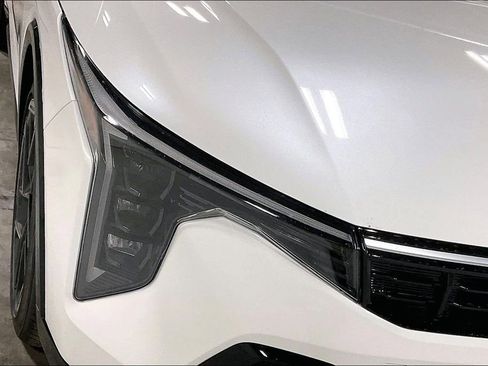 New 2025 Kia K4 GT-Line w/ GT-Line Premium Package FWD image 35