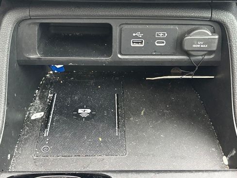 Used 2025 Honda Pilot TrailSport image 27