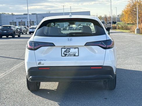 Used 2024 Honda HR-V LX image 25