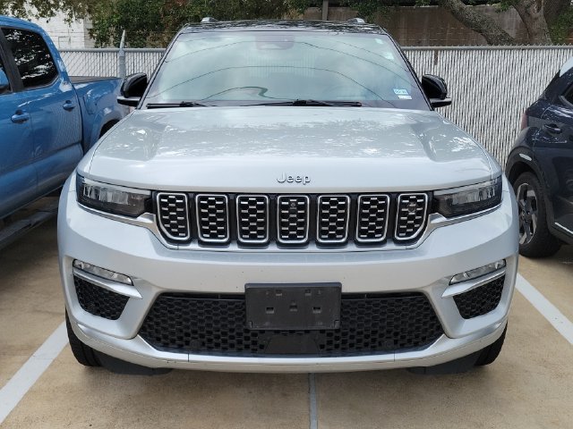 Used 2022 Jeep Grand Cherokee Summit w/ Adv Protech Group IV AWD/4WD image 2