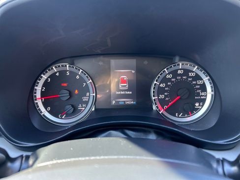 Used 2022 Toyota Highlander L image 27