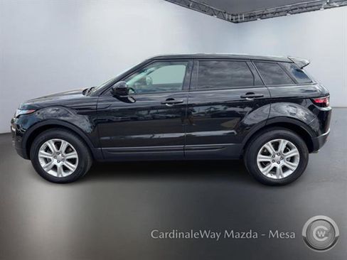 Used 2019 Land Rover Range Rover Evoque SE image 7