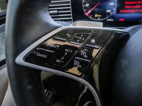 Used 2024 Mercedes-Benz GLE 350 4MATIC image 19