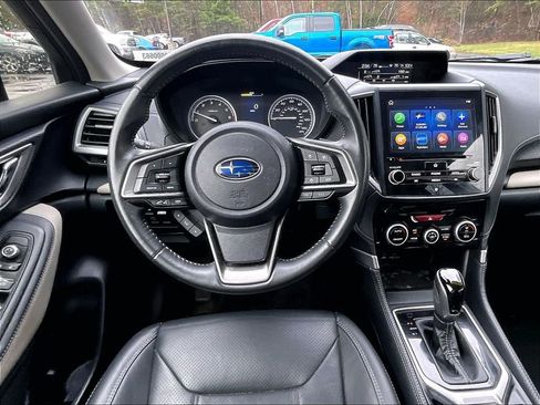 Used 2022 Subaru Forester Limited AWD/4WD image 17