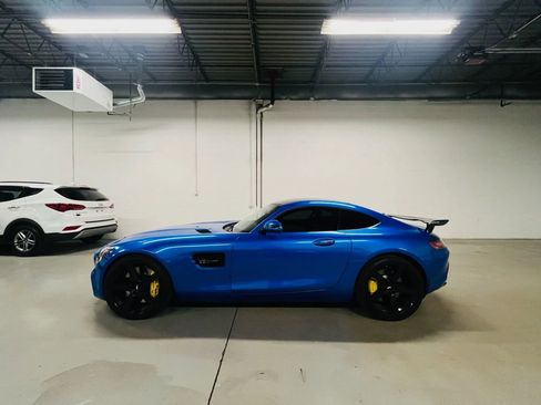 Used 2017 Mercedes-Benz AMG GT S image 4