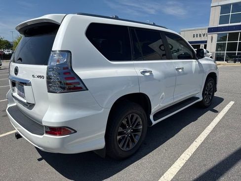 Used 2020 Lexus GX 460 Premium w/ Premium Package image 6