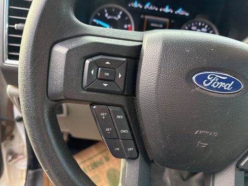 Used 2018 Ford F350 XLT image 27
