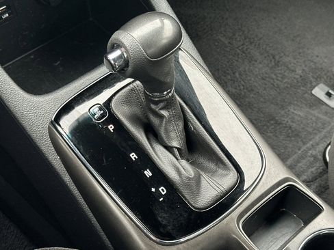 Used 2017 Kia Forte LX image 19