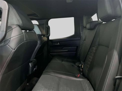Certified 2025 Toyota Tacoma TRD Off-Road image 16